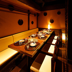 完全個室居酒屋 博多料理 地鶏炭火焼鳥 半蔵 海浜幕張店の特集写真