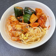 キムチ盛り合わせ