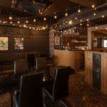 ウッド調の温かみのある店内はリッチな気分にさせてくれます★忘れられないひとときを。