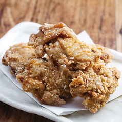 自慢の鶏の唐揚げ