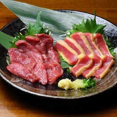 馬刺し2種盛り合わせ