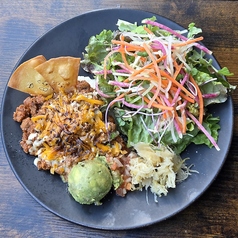 アボカドチーズタコライス