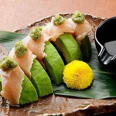 鶏とアボカドのわさび醤油