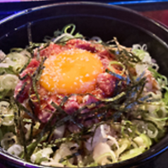 霜降り馬刺しのユッケ丼(並)
