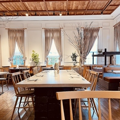 プリモフィト軽井沢駅舎店の雰囲気2