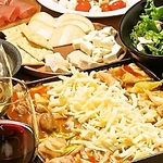 全席扉付き完全個室/単品飲み放題990円/時間無制限飲み放題1650円/プロジェクションマッピング/新宿