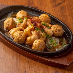 つくねと鶏皮の鉄板焼き　タレor塩ダレ