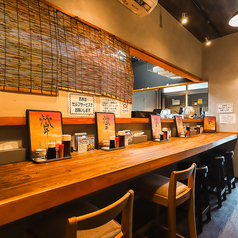 2名掛けテーブルを1席ご用意しております。