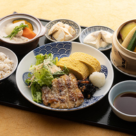 健康お野菜ランチ　若どり生塩麹焼き（豆腐食べ放題付）