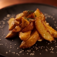 おつまみからご飯ものまで豊富な創作料理♪