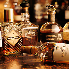 豊富なウイスキーやギネス♪お酒好きも納得の品揃え◎