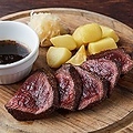 料理メニュー写真&nbsp;契約ハンターが撃つ！プレミアム蝦夷鹿のグリル