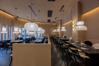 洗練されたデザインの個室席をご用意しております。