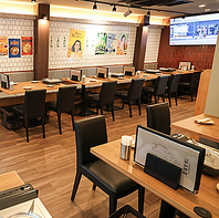 【ホンデポチャ 吉祥寺店】オシャレな内観