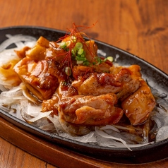 鶏もも鉄板焼き タレor塩ダレ