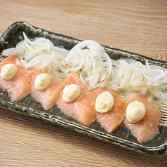 サーモンとマスカルポーネチーズのカルパッチョ