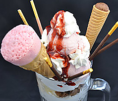 ビックリパフェ