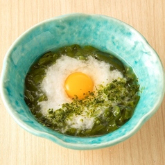 ぶつ切りメカブと月見とろろ