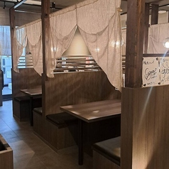 【広々BOXテーブル席！】暖簾でプライベート感も♪