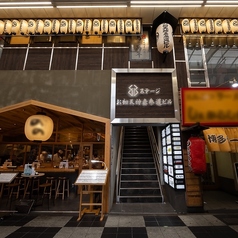 鳥は萬年 梅田 お初天神の外観1