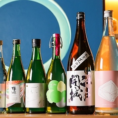 全国各地の地酒、常時約30種