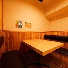 ゆったりとした広さのお座敷席となっております!!席同士をつなげることが可能なので、大人数向けの席にもなります!!お得な3時間飲み放題付きコース各種ご用意しております!!当店の絶品料理をどうぞ心ゆくまでご堪能ください!!立川エリアでの飲み会や女子会、昼飲み、昼宴会など各種宴会におすすめ◎