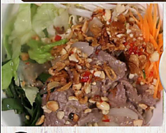 32　牛肉炒めのビーフン