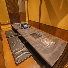 横並びで最大10名様までご利用可能♪