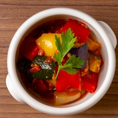 パン・ラドロン　～彩り野菜と唐辛子トマト煮込み～