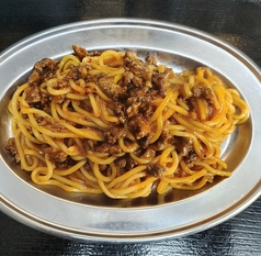 太麺"モッチモチ"熟成ミートソース