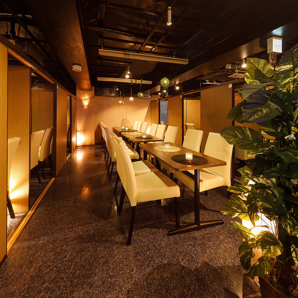 大規模なご宴会もお任せください！最大80名様まで収容可能で各種宴会,イベント打ち上げに最適です！