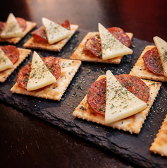 サラミチーズクラッカー