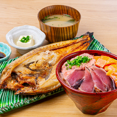 海鮮丼とひもの定食 1650円~