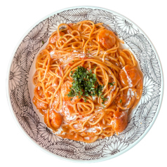 エビとトマトのクリームパスタ