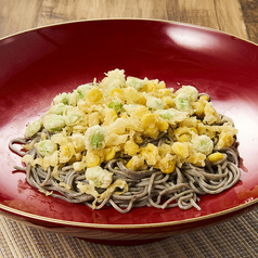 とうもろこしと枝豆のバラ天そば