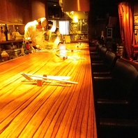 寛げるカウンター席あり