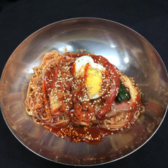 ビビン麺