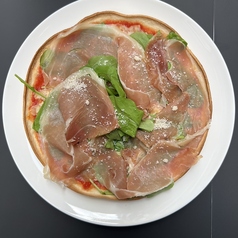 生ハムとルッコラ