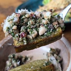 タコと蓮根のガーリックトースト