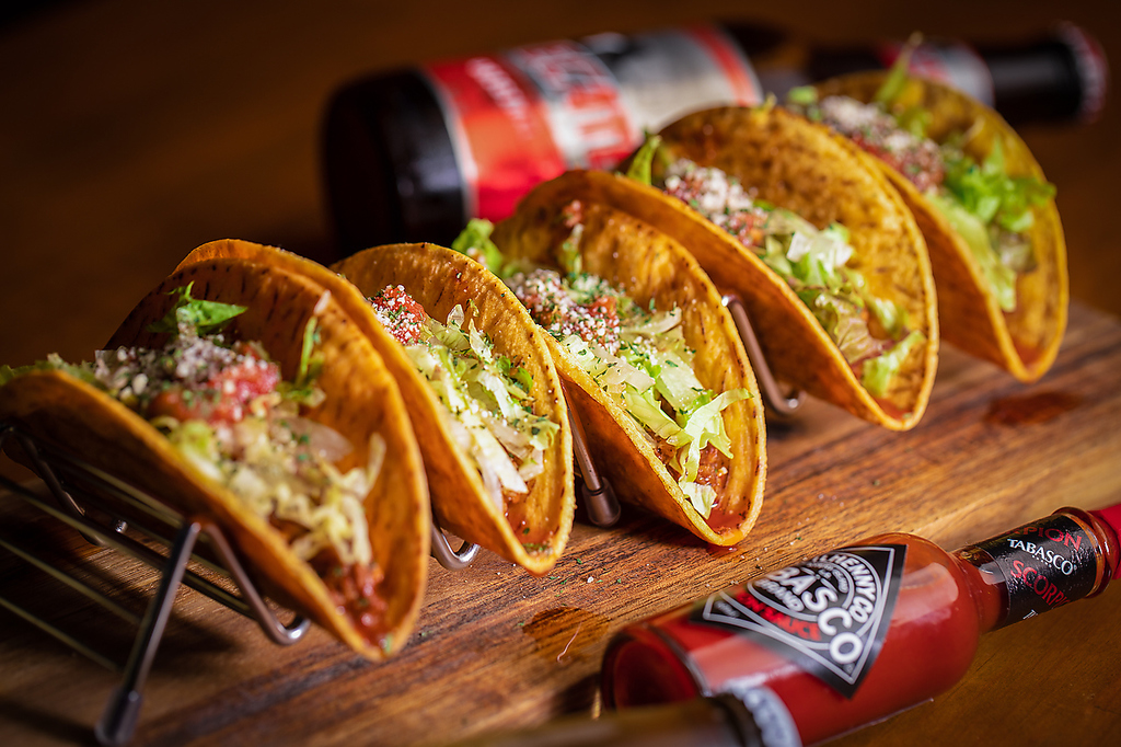 タコス等のTEX-MEXも充実。アメリカン＆メキシカンを体感。