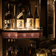 仕入れによってプレミアム日本酒などの地酒もご用意！