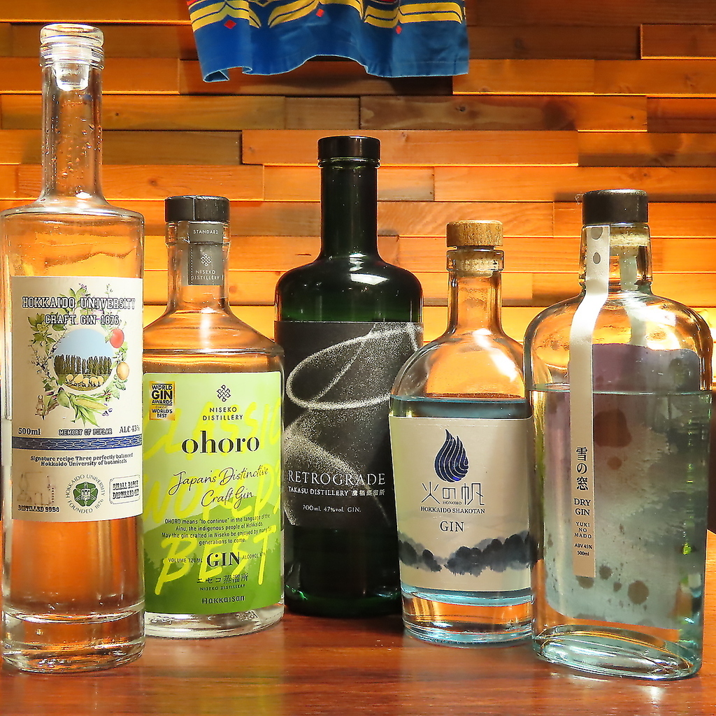 水晶板焼きのお肉とも相性が良いナチュールワイン・クラフトビール等を種類豊富にご用意しています☆