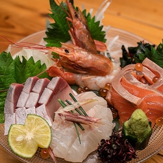 刺身の盛り合わせ