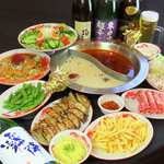 【東口駅近く！アパホテル内◎】火鍋は単品とコースでご用意！飲み放題も追加できます！各種宴会に◎