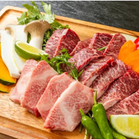 直産おろしたて使用の鮮度抜群のお肉