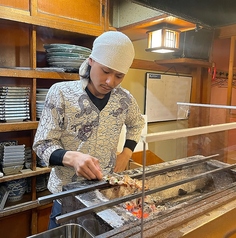 若大将が作る『ふっくらジューシーな焼き鳥』