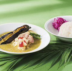 鶏とナスのグリーンカレー
