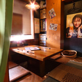 【1F】人気のお座敷掘りごたつ個室。5名様までご利用可能です。周りを気にせず、親しいご友人やご家族との会食に最適です。