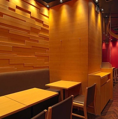 YEBISUBAR ヱビスバー 御茶ノ水店の雰囲気3