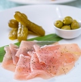 料理メニュー写真&nbsp;おつまみセットB　(生ハム、オリーブ、ナッツ)
